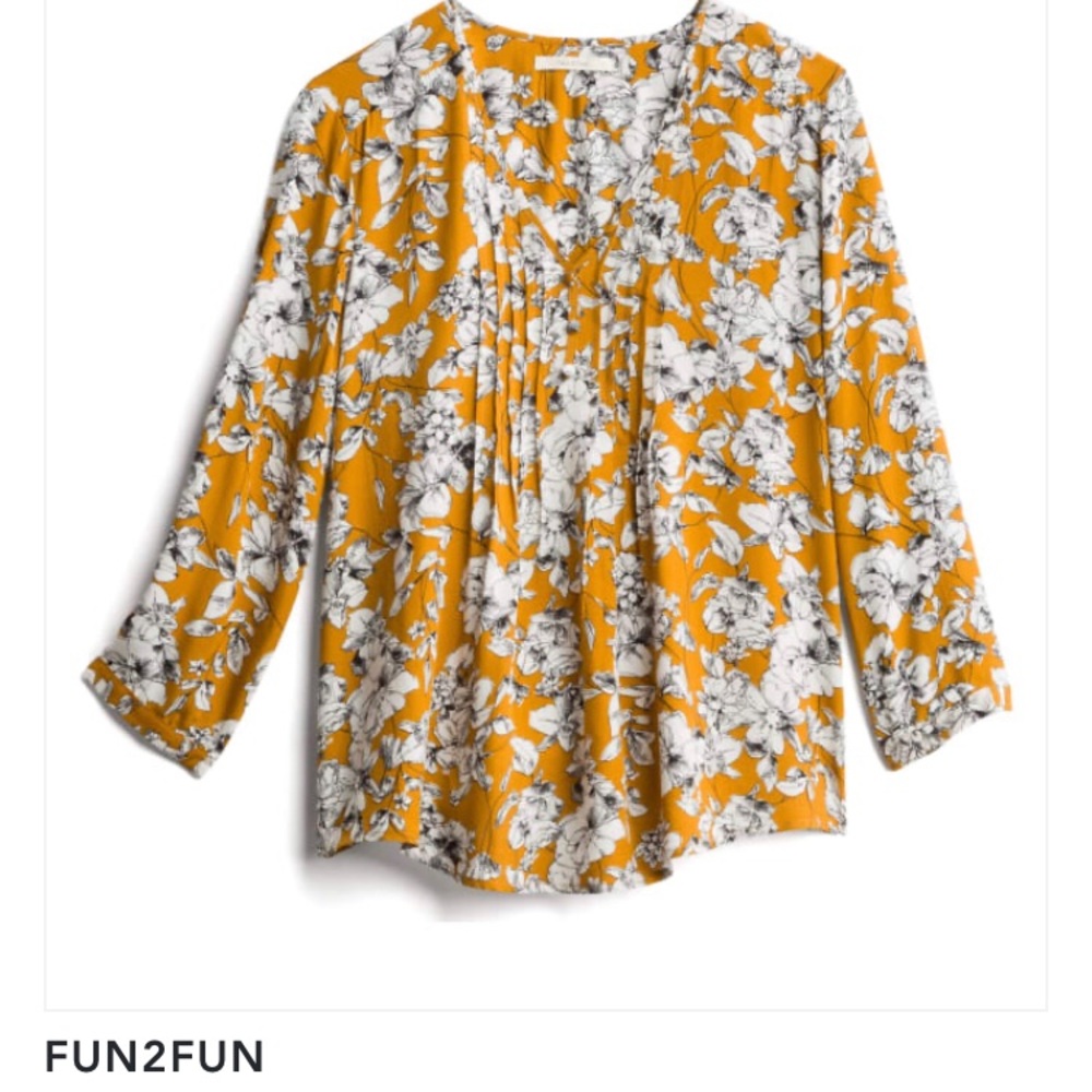 Fun2Fun Maley Pleated Detail 3/4 Top
